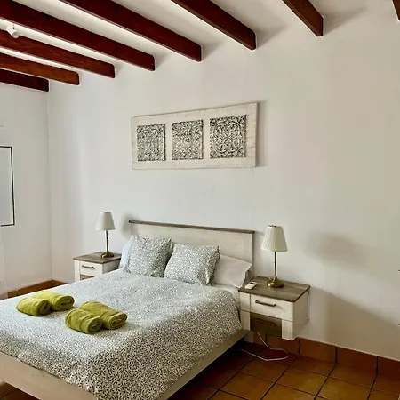 Piedra فيلة بلايا بلانكا